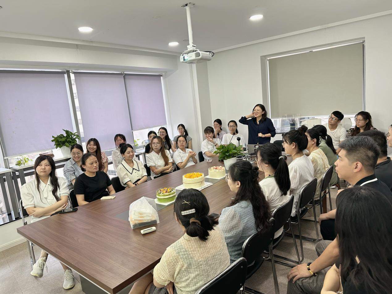 為幸福加碼，快樂(lè)不止一“夏”——青島分公司生日迎新會(huì)
